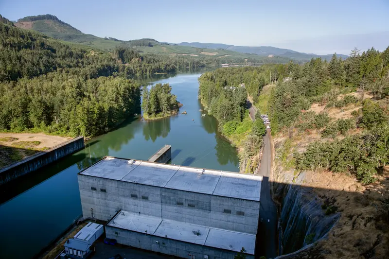 This Billion-Dollar Plan to Save Salmon Depends on a Giant Fish Vacuum 7
