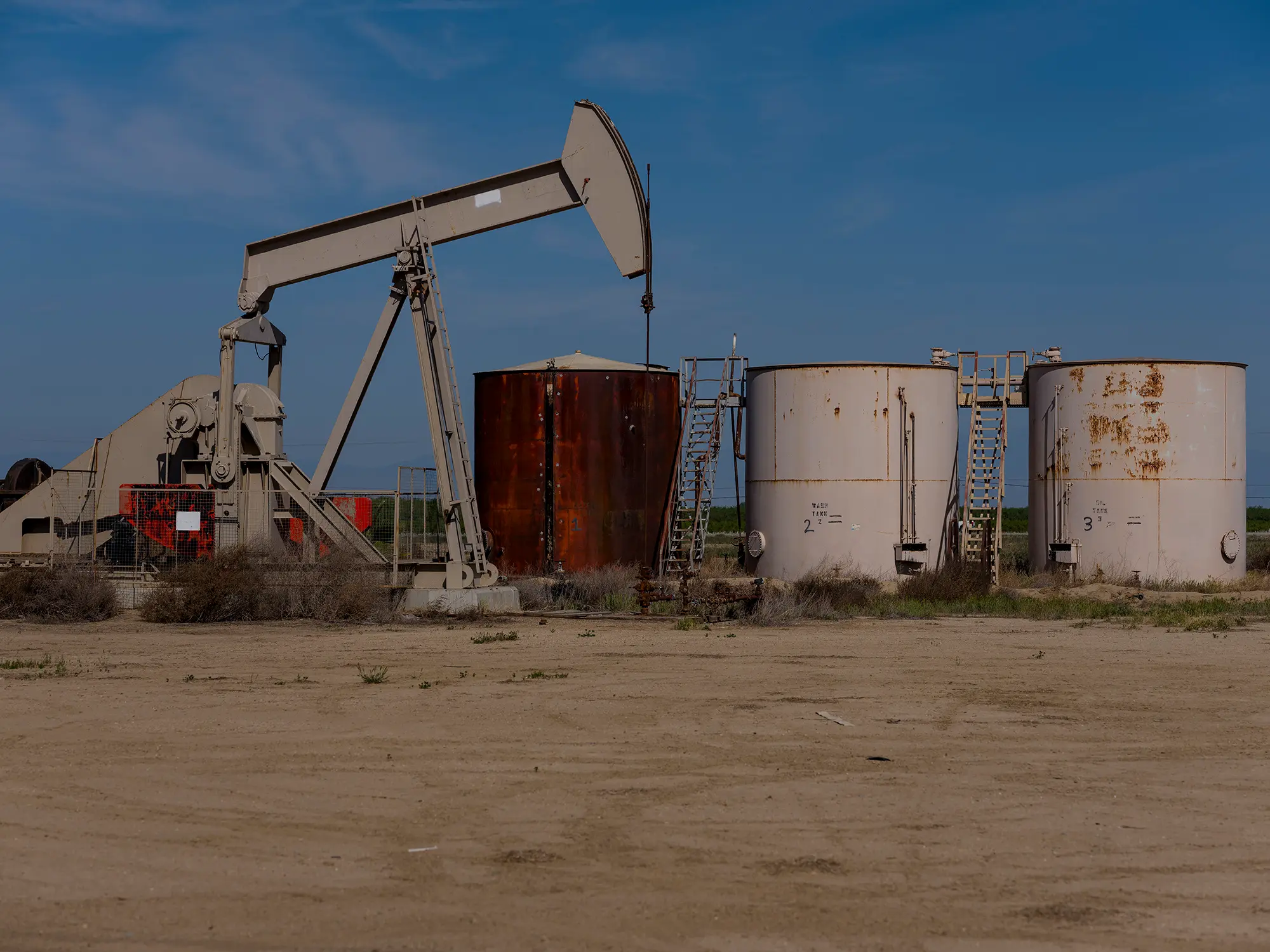 “A Setup for Disaster”: California Legislation Requiring Companies to Pay for Oil and Gas Well Cleanup in Limbo (propublica.org)