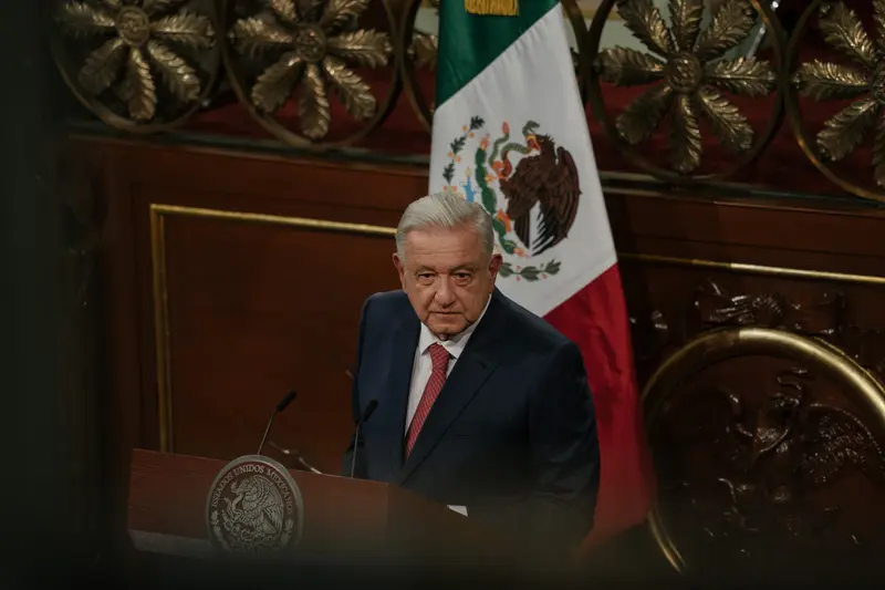 El presidente mexicano López Obrador atacó nuestro artículo como “una calumnia” y a nuestro reportero como “un peón.” Aquí presentamos algunos hechos.